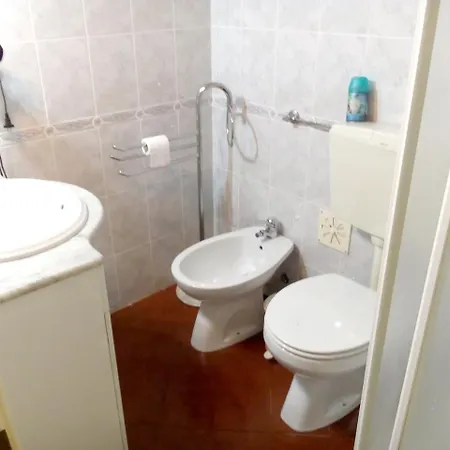 Rua Do Lobito باريد