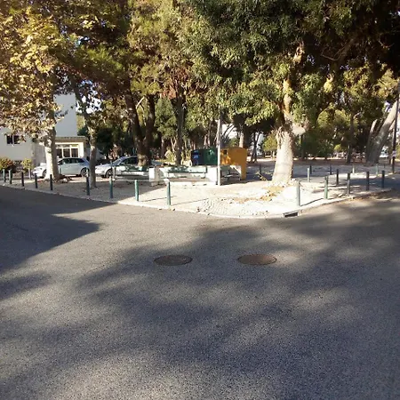 Rua Do Lobito * باريد